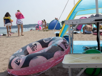 2015海水浴 テント 浮き輪