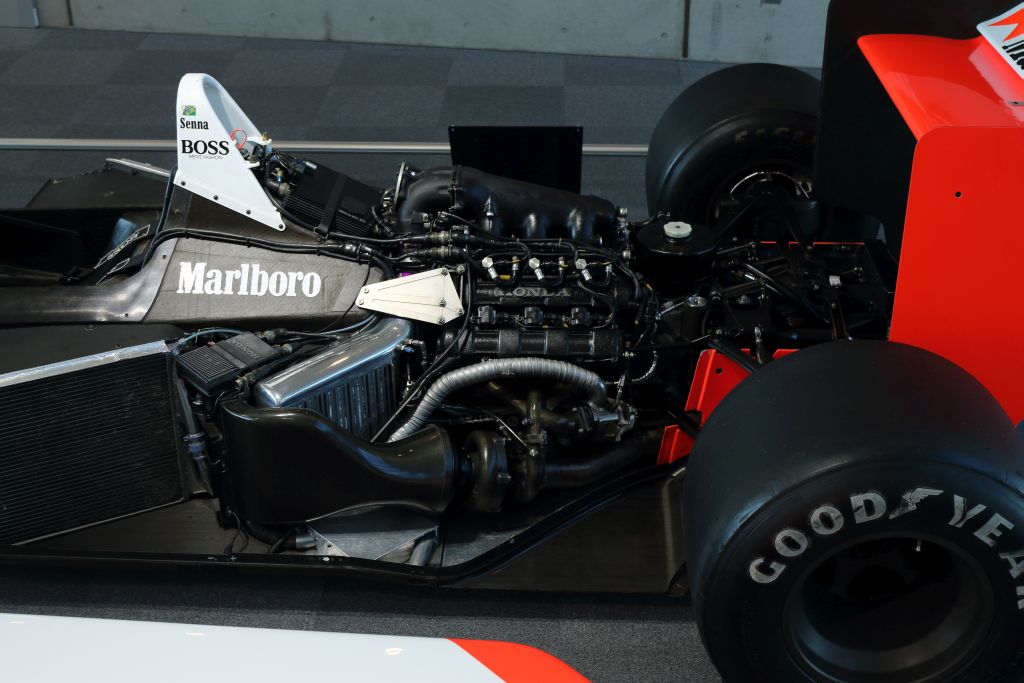 16_1988_McLaren Honda MP4_4 (22)