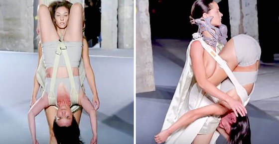 ワイドナショー画像　パリコレの逆さまファッションには「女性を支える女性」というコンセプトがある　2015年10月18日