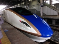 150328軽井沢1 新幹線