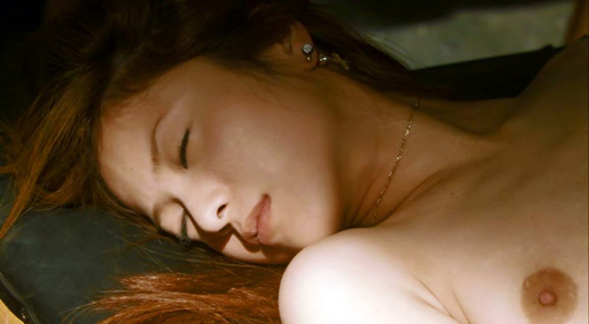 吉高由里子 ヌード画像 「蛇にピアス」での全裸セックスで乳首吸われ感じまくり！ - 裏ピク